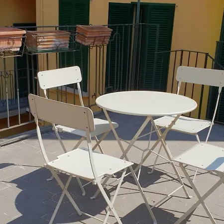 Ai Civici Di - Ripa 49 Apartment *